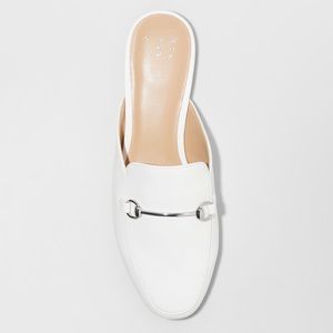 Women’s Kona Slip On Loafer Mules 8.5 Minor FLAWS